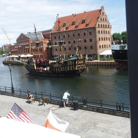 Motlawa Bulvar Residence Z Widokiem Na Rzeke Motlawa By Downtown Apartments Gdańsk Eksteriør billede