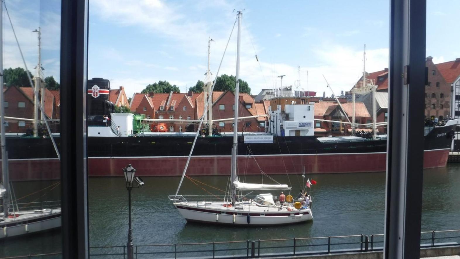 Motlawa Bulvar Residence Z Widokiem Na Rzeke Motlawa By Downtown Apartments Gdańsk Eksteriør billede